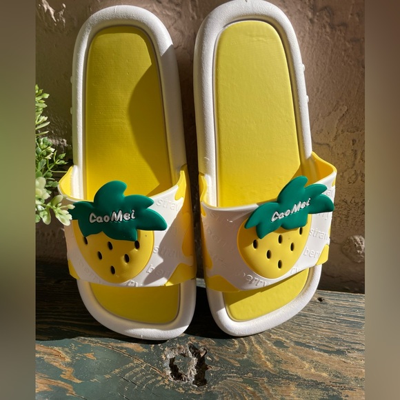 NWT NWT Summer Pineapple Flip Flops Non-Slip Big Kids Size 3.5US( (8.5’inch) - Picture 5 of 17